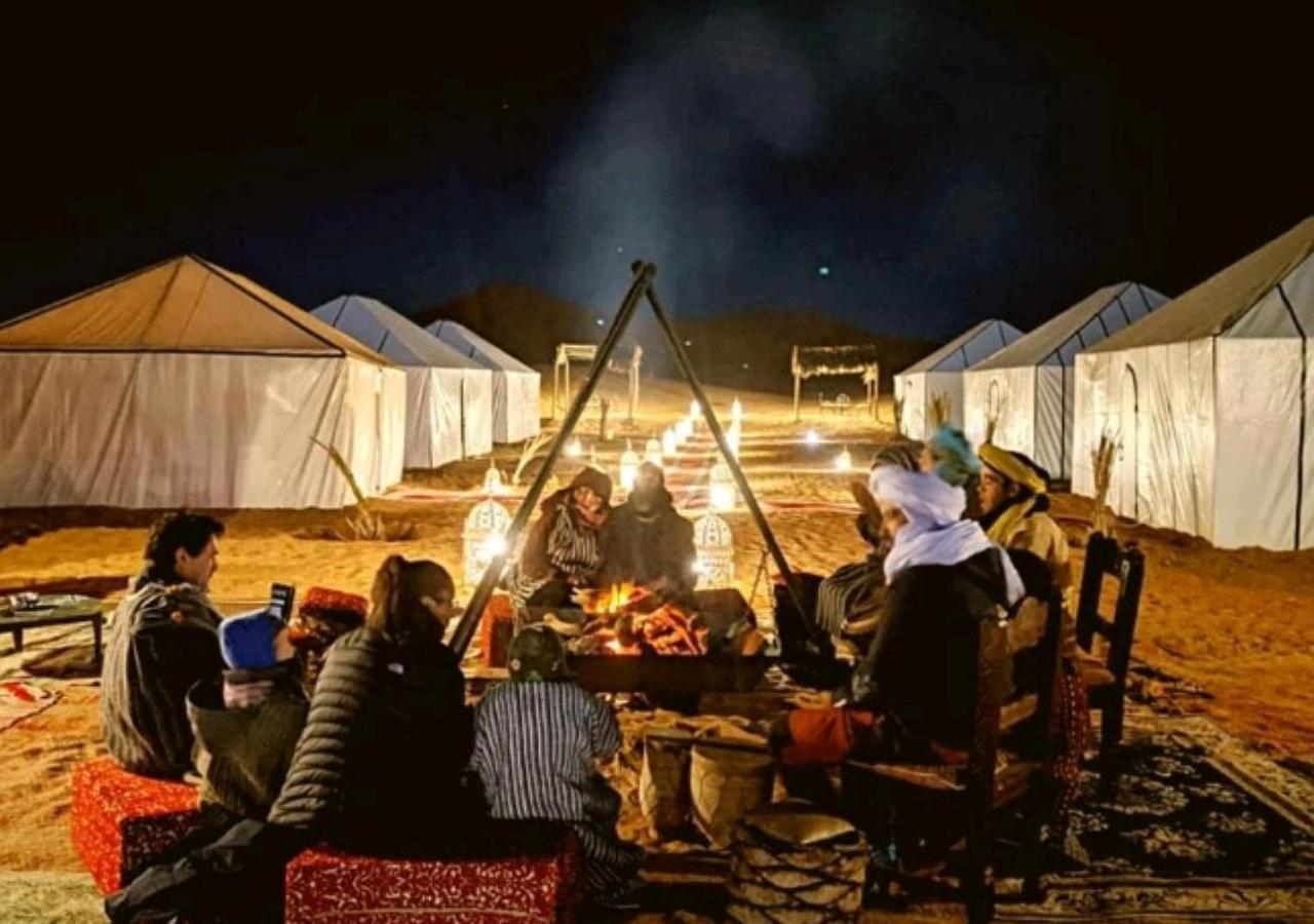 Fabulous Luxury Camp Hotel Merzouga Bagian luar foto