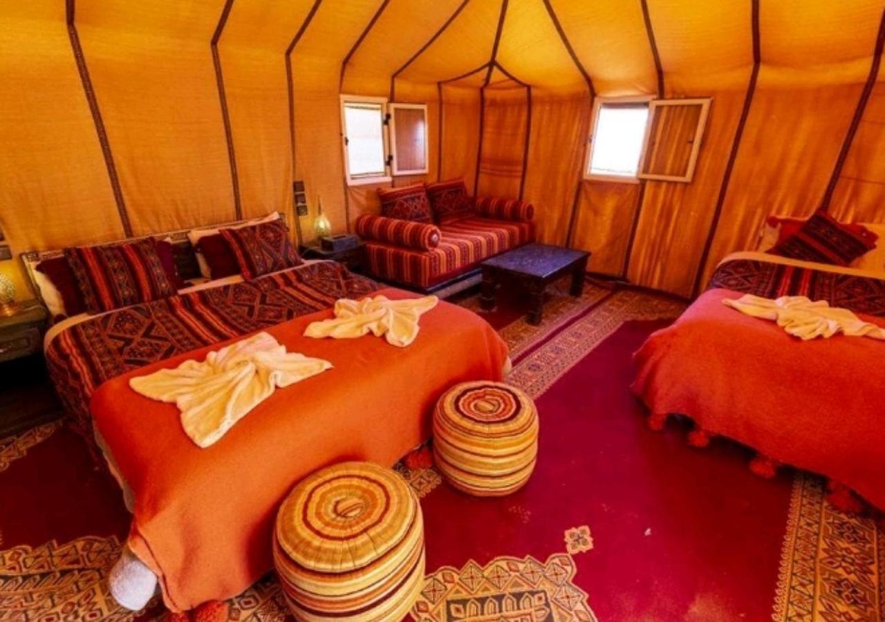 Fabulous Luxury Camp Hotel Merzouga Bagian luar foto