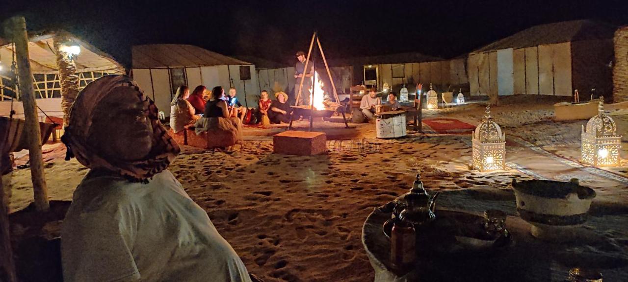 Fabulous Luxury Camp Hotel Merzouga Bagian luar foto