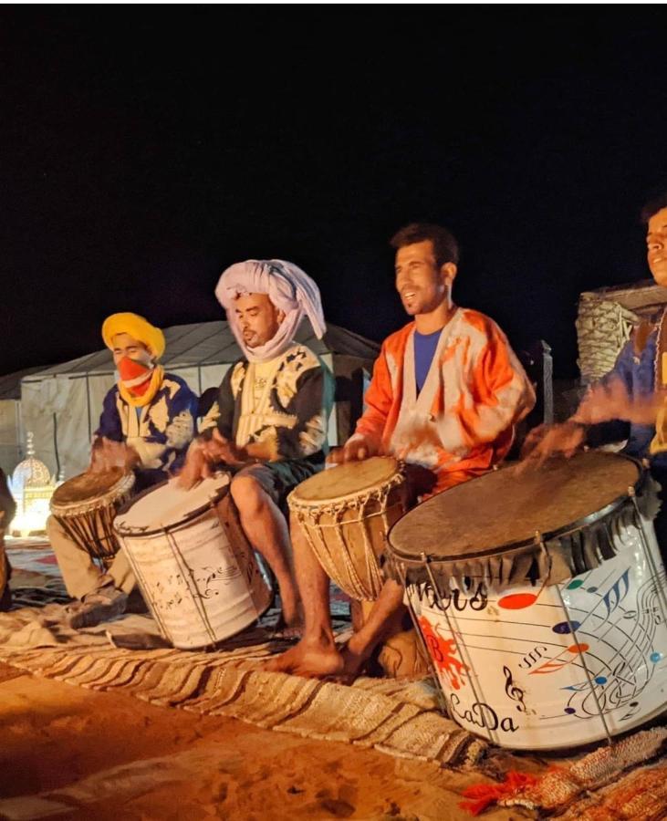 Fabulous Luxury Camp Hotel Merzouga Bagian luar foto