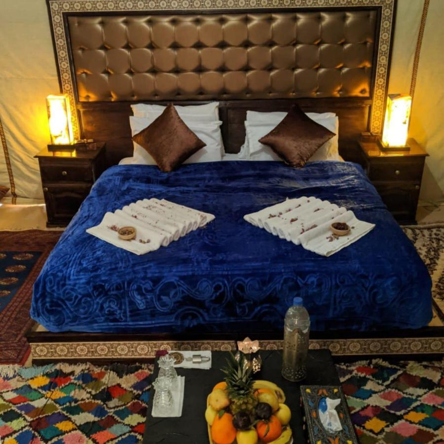 Fabulous Luxury Camp Hotel Merzouga Bagian luar foto