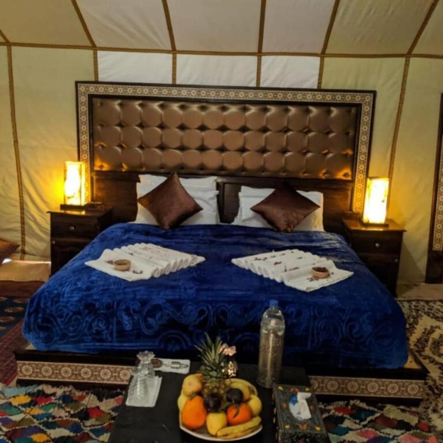 Fabulous Luxury Camp Hotel Merzouga Bagian luar foto