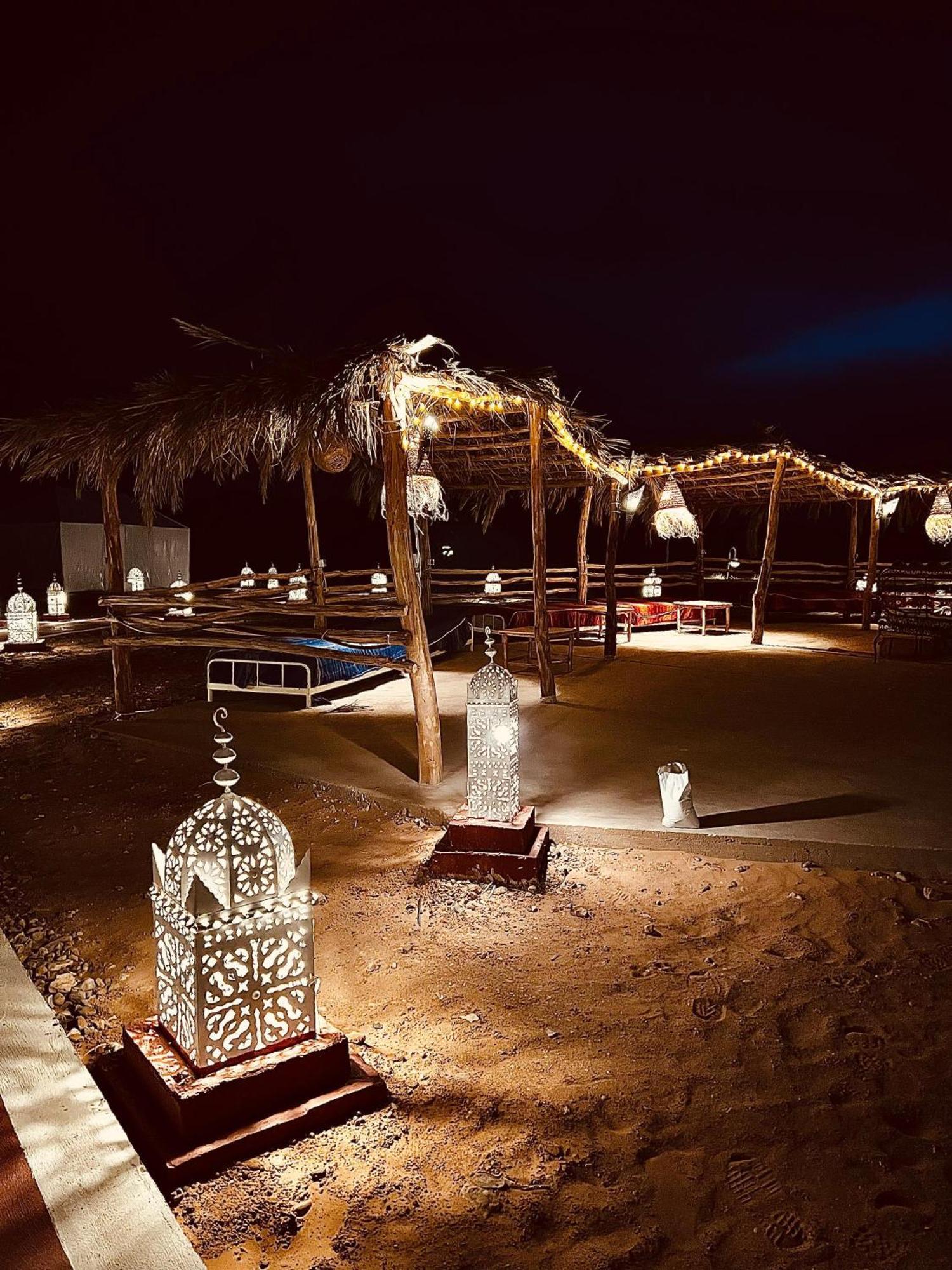 Fabulous Luxury Camp Hotel Merzouga Bagian luar foto